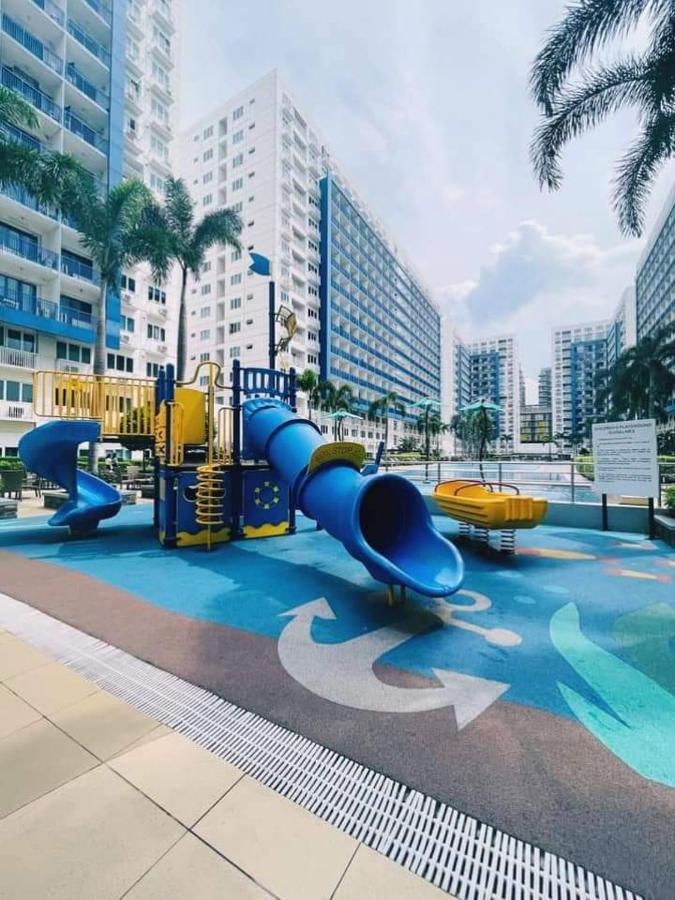 Rhm Sea Residences Condostaycation Moa,Smx Pasay Exterior foto