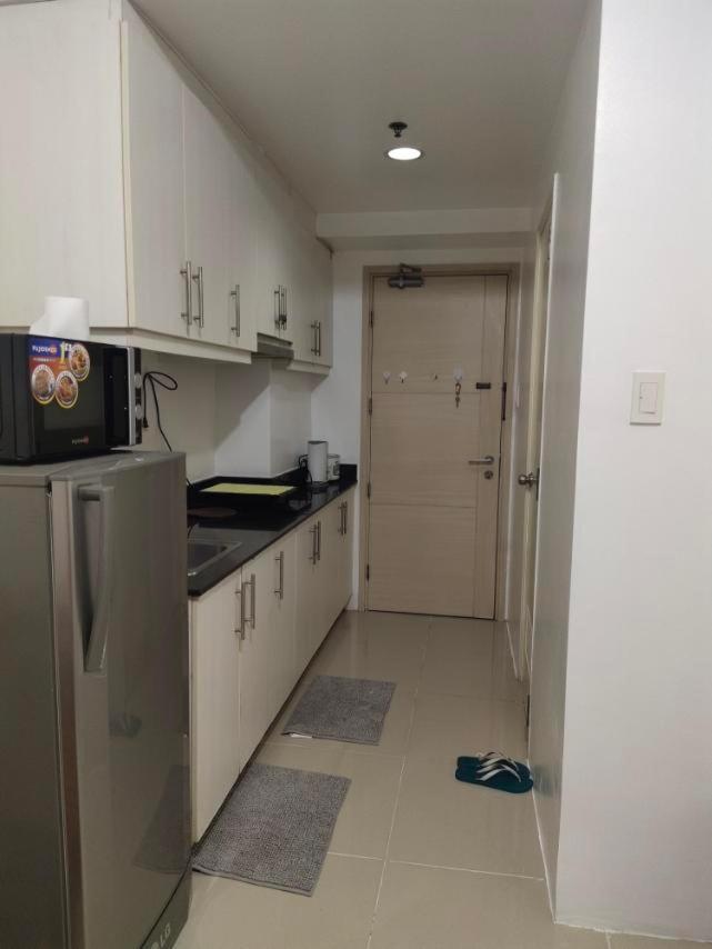 Rhm Sea Residences Condostaycation Moa,Smx Pasay Exterior foto